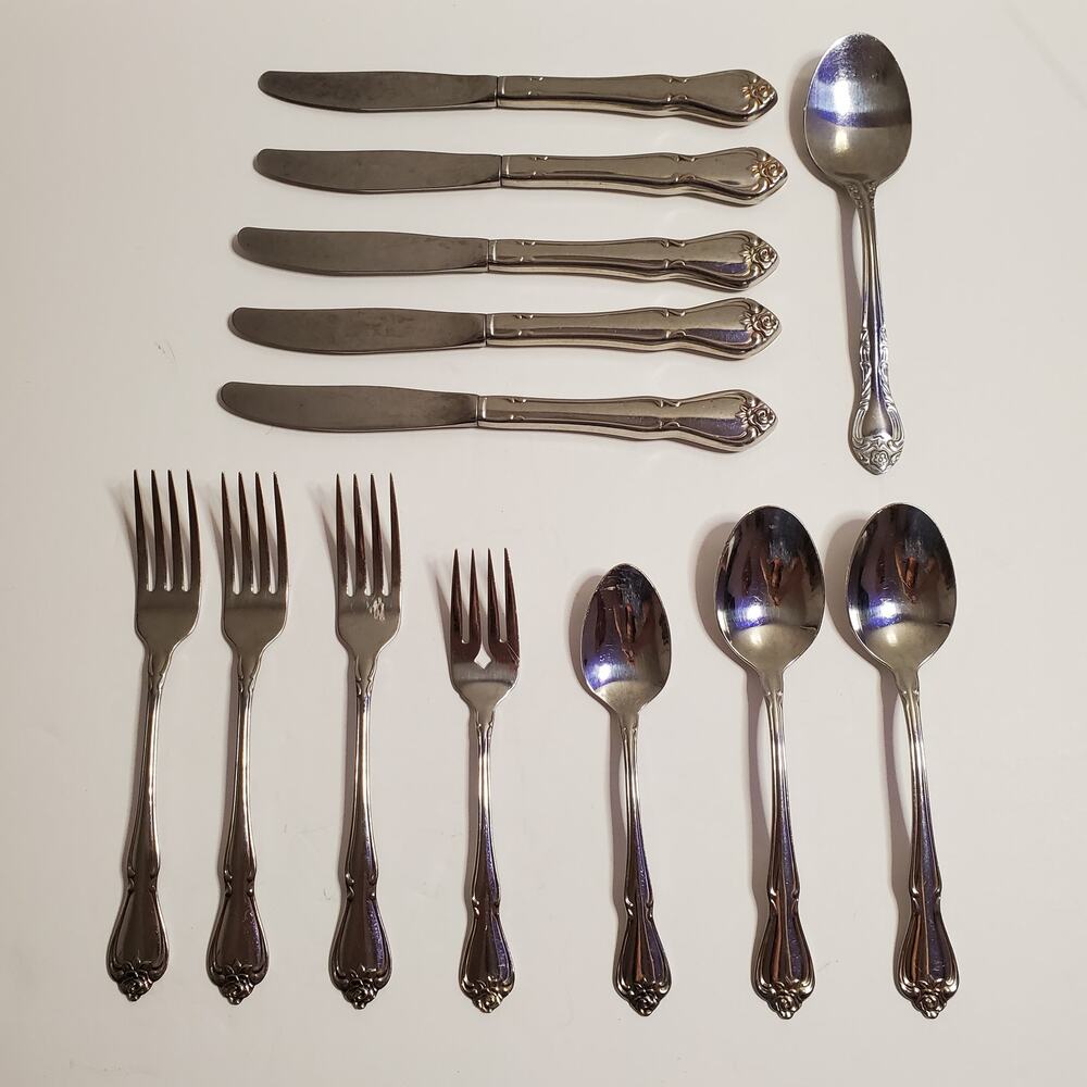 Vintage 1881 Rogers Oneida Mixed Lot Arbor True Rose Stainless Flatware 13 Piece